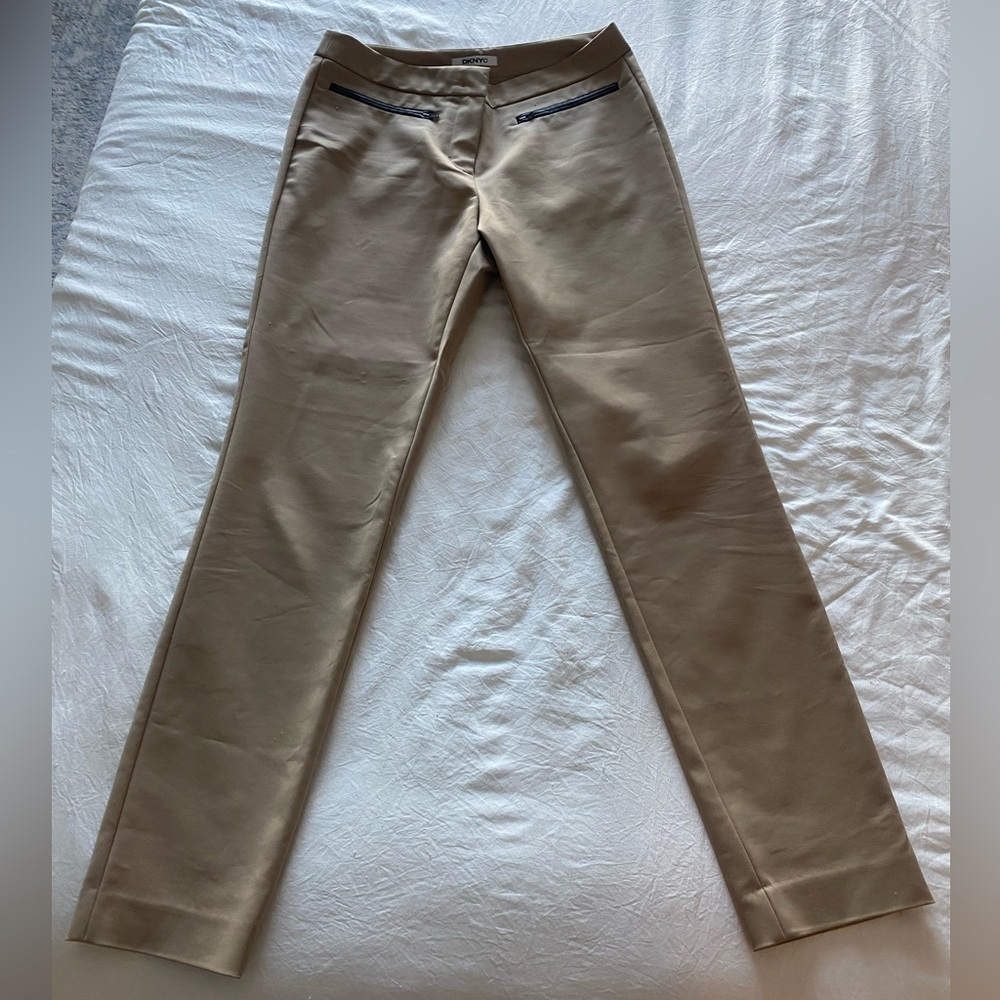 DKNYC Stretch Pants - Taupe/Black - Size 8
